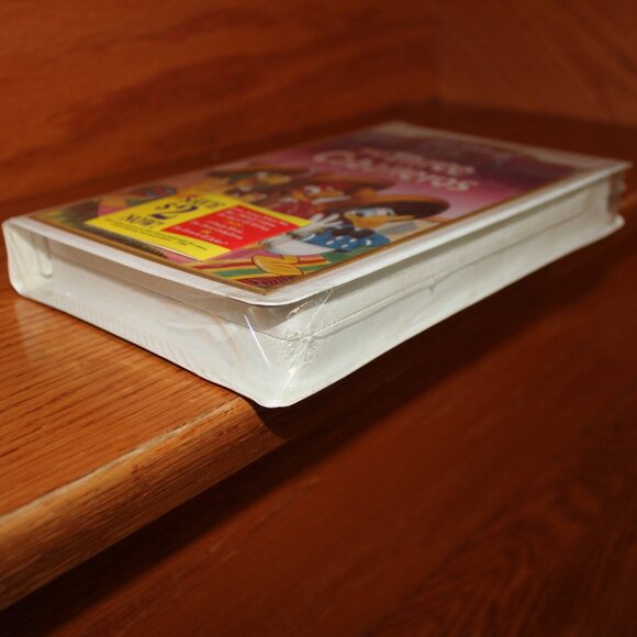 3/$55❤️new sealed Walt Disney's Masterpiece THE THREE CABALLEROS Clamshell VHS - Picture 4 of 7